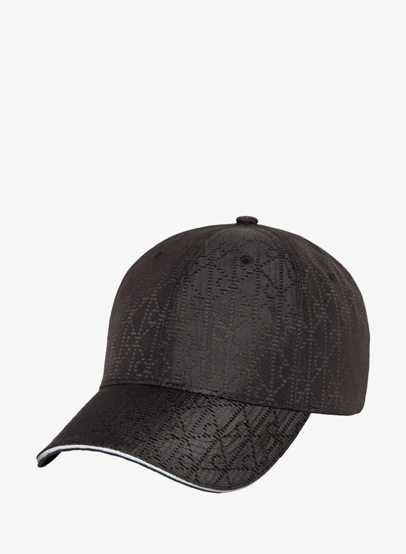 كالفن كلاين قبعة بيسبول مطبوعة بحافة منحنية